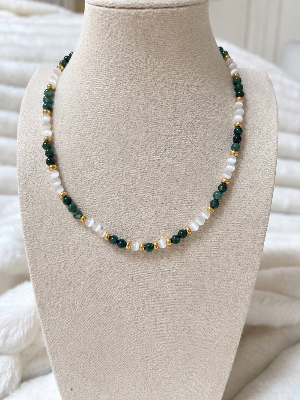 Tree Agate & White Cat’s Eye Beaded Choker – Gold Tone